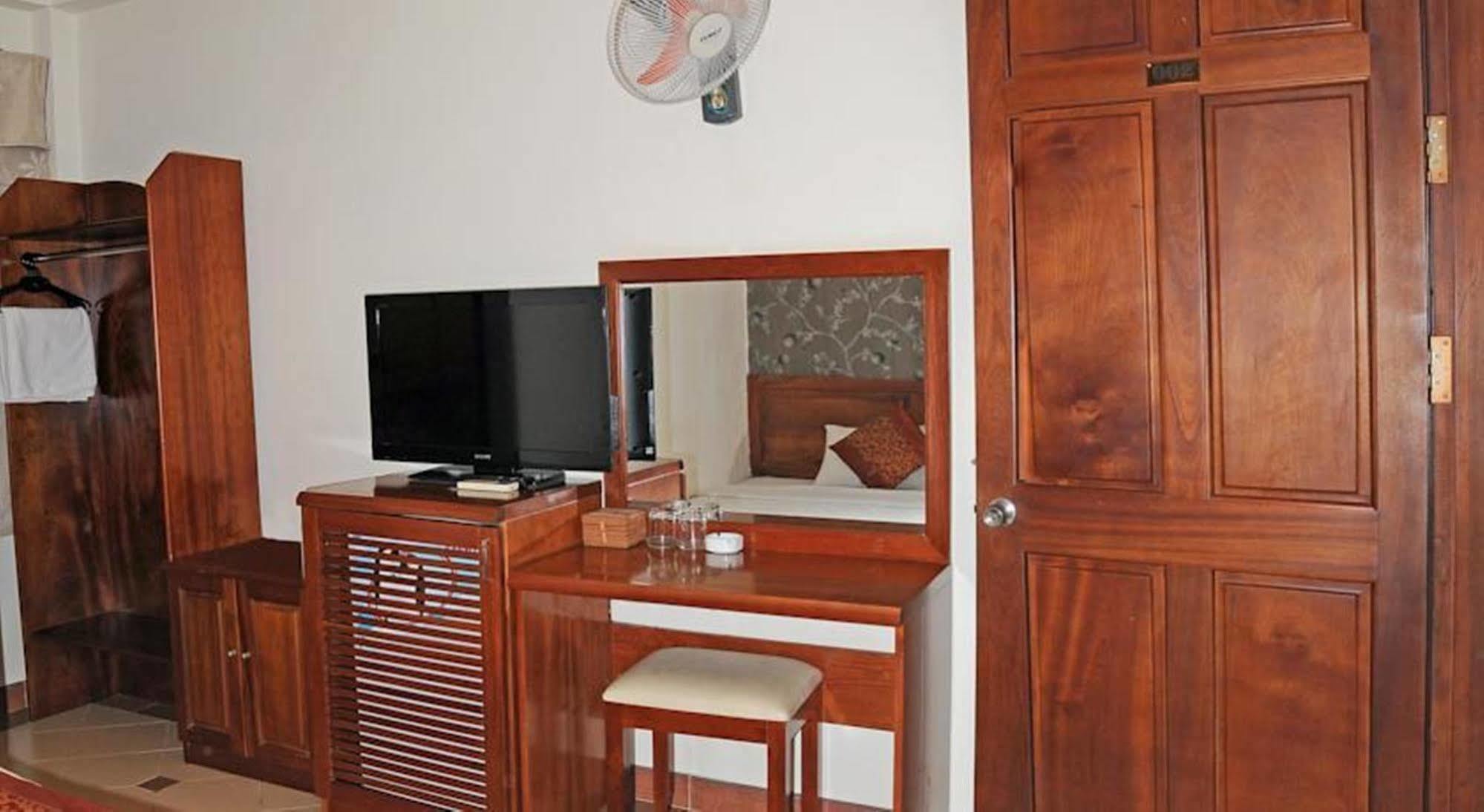 Bich Duyen Hotel Ho Chi Minh-stad Buitenkant foto